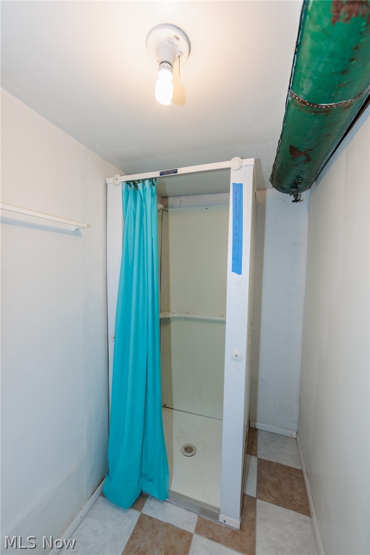 Hoyt - Residential Lease