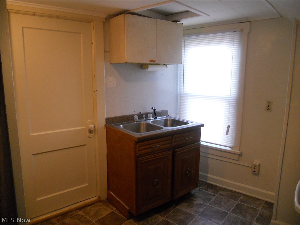 Canton - Residential Income