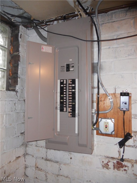 Canton - Residential Income