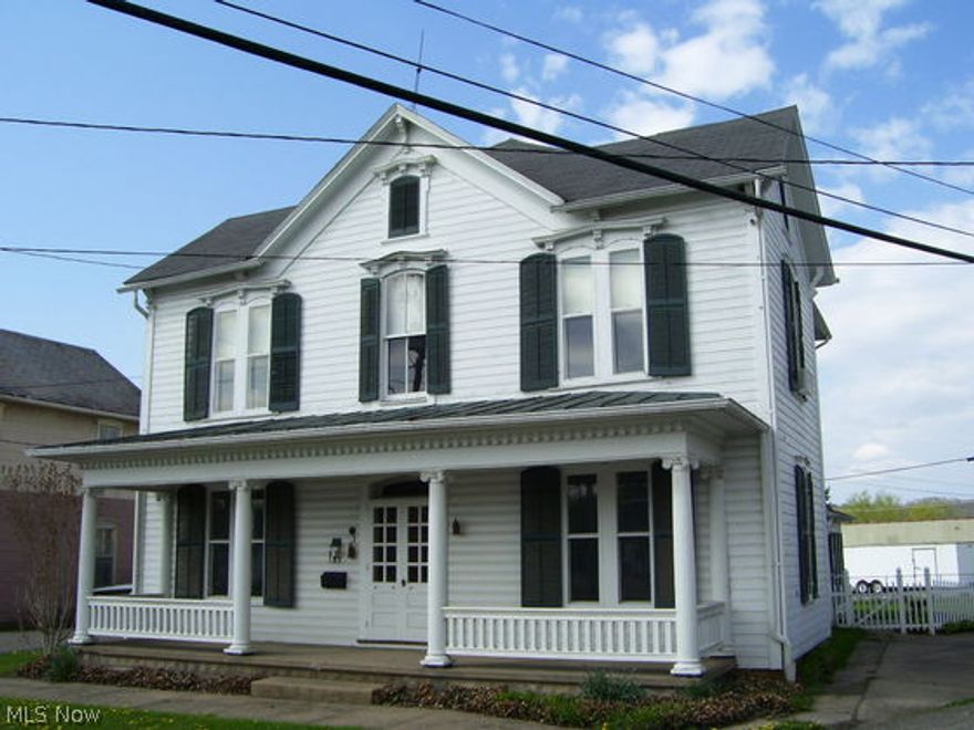 Ceder closets in the front bedrooms,finished wood floors under carpet,wood paneled den,new circuit breaker panel boards.  Partial re-wired and grounded service outlets.  In the den, dinning room, kitchen and 2 of the front bedrooms.