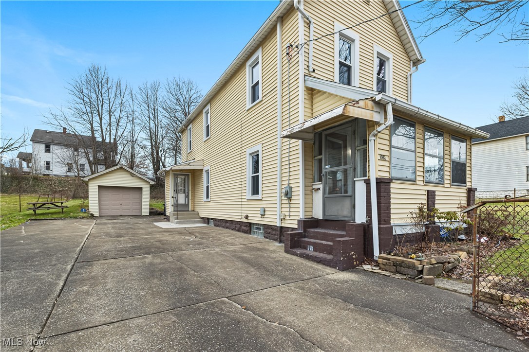 908 N Belle Vista Avenue, Youngstown, Ohio image 2