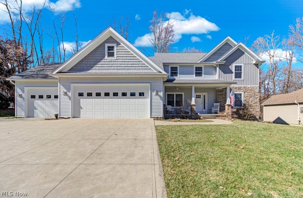 Photo of 15 Ontario Trail, Malvern, OH 44644 (MLS # 5192450)