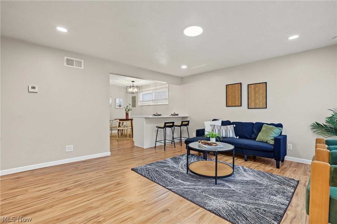 1616 Glenwood Drive
