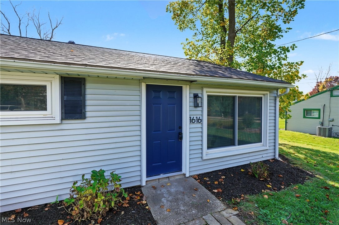 1616 Glenwood Drive