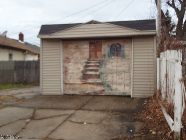 Er Cowin's W 95th St - Residential