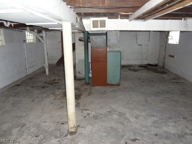 Er Cowin's W 95th St - Residential