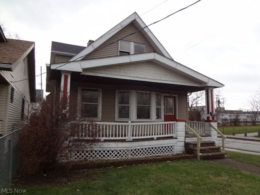 This 3 bedroom vinyl sided cape cod  has hardwood floors throughout the home.  Situated on a corner lot. This home is looking for someone who can care for it and bring it back to its natural beauty. Updated electrical panel, some glass block windows and close to I 9- and the park.  This is a Fannie Mae HomePath property.