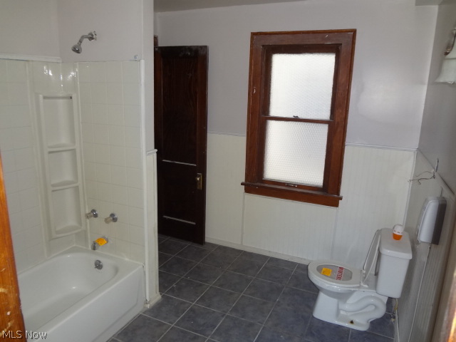 Er Cowin's W 95th St - Residential