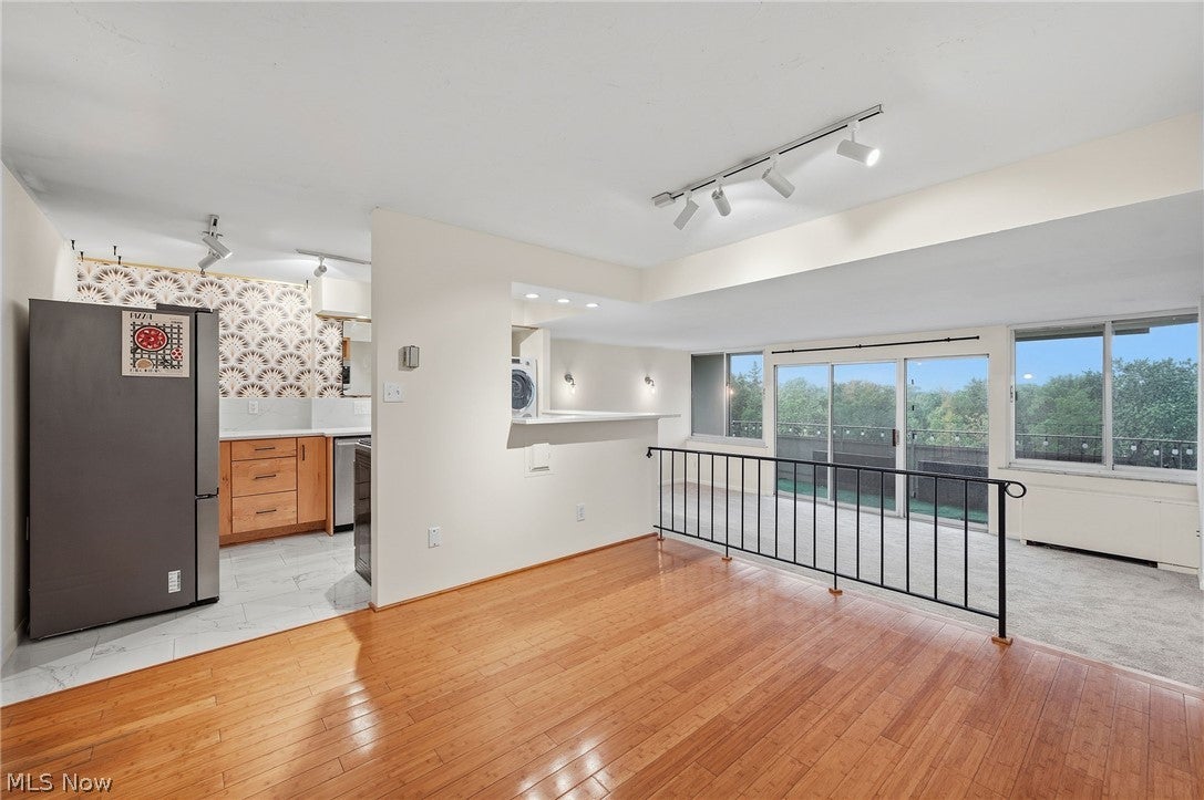 12900 Lake Avenue 811