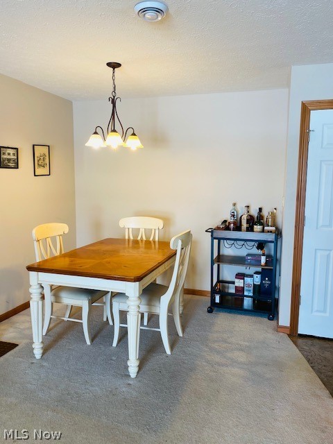 Hampton Court Highrise Condo - Residential