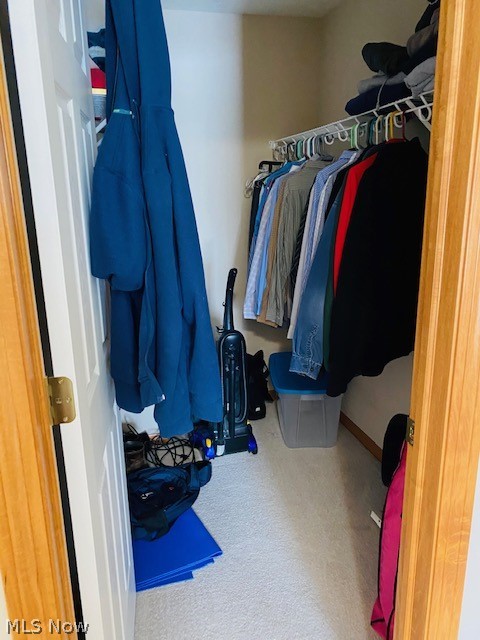 Hampton Court Highrise Condo - Residential