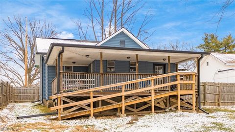 Tiny photo for 137 Brighton Boulevard, Zanesville, OH 43701 (MLS # 5189975)