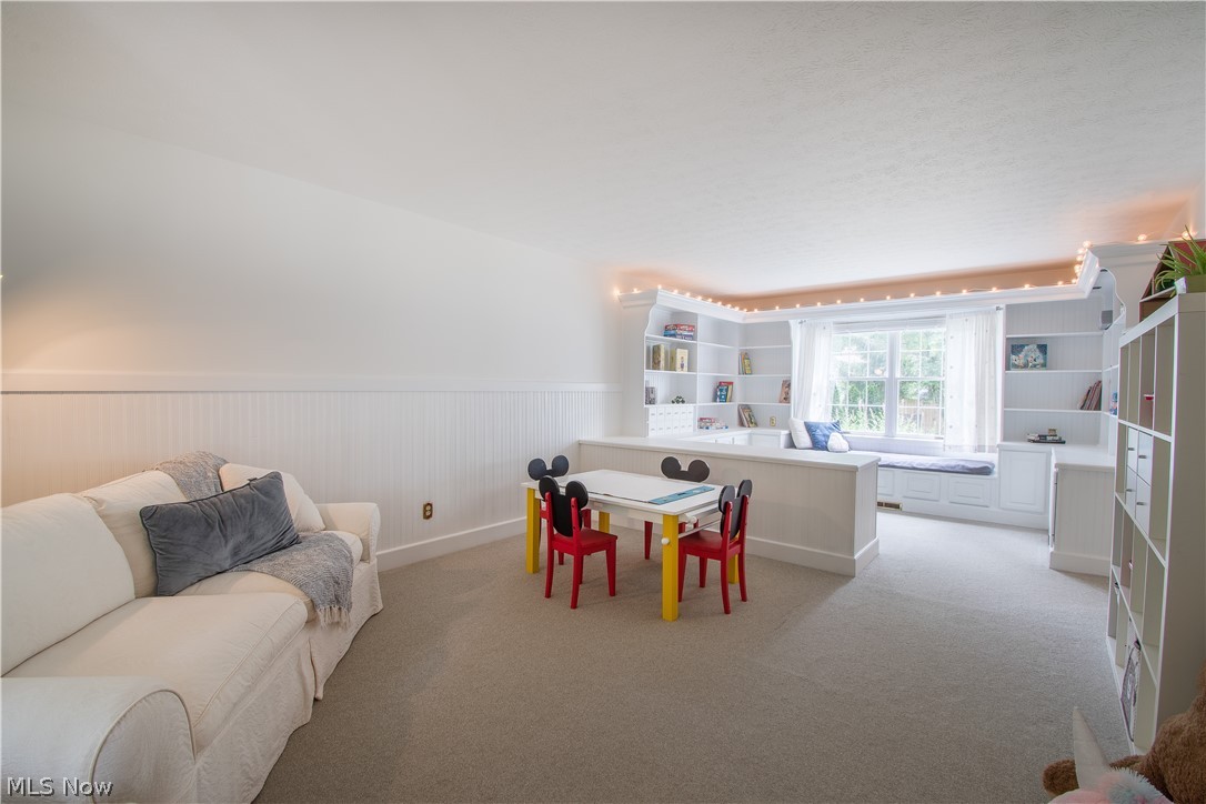 Hillsdale - Residential