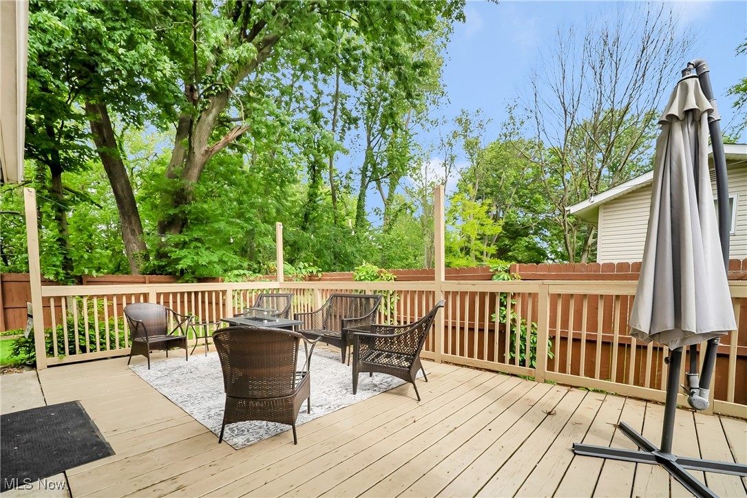 5512 Berkshire Drive, North Olmsted, Ohio image 43