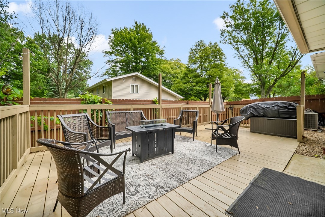 5512 Berkshire Drive, North Olmsted, Ohio image 42