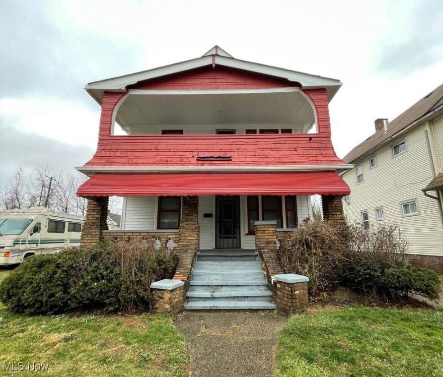 This up-and-down style duplex in Cleveland is a fantastic investment opportunity! Each unit features 2 bedrooms, with separate electric panels, furnaces, and hot water tanks for added convenience. The upstairs unit is currently occupied, with the tenant paying $625 per month and responsible for their own electric and gas, while the owner covers water and sewer. The downstairs unit is move-in ready with newer kitchen cabinets, great for a new tenant or owner-occupant. Additional features include a 3-car garage with a newer roof, offering ample storage or parking space. Don't miss out on this property!
