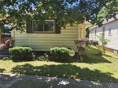 Homes For Sale - 4092 E 72nd Street<br/> Cleveland, OH 44105