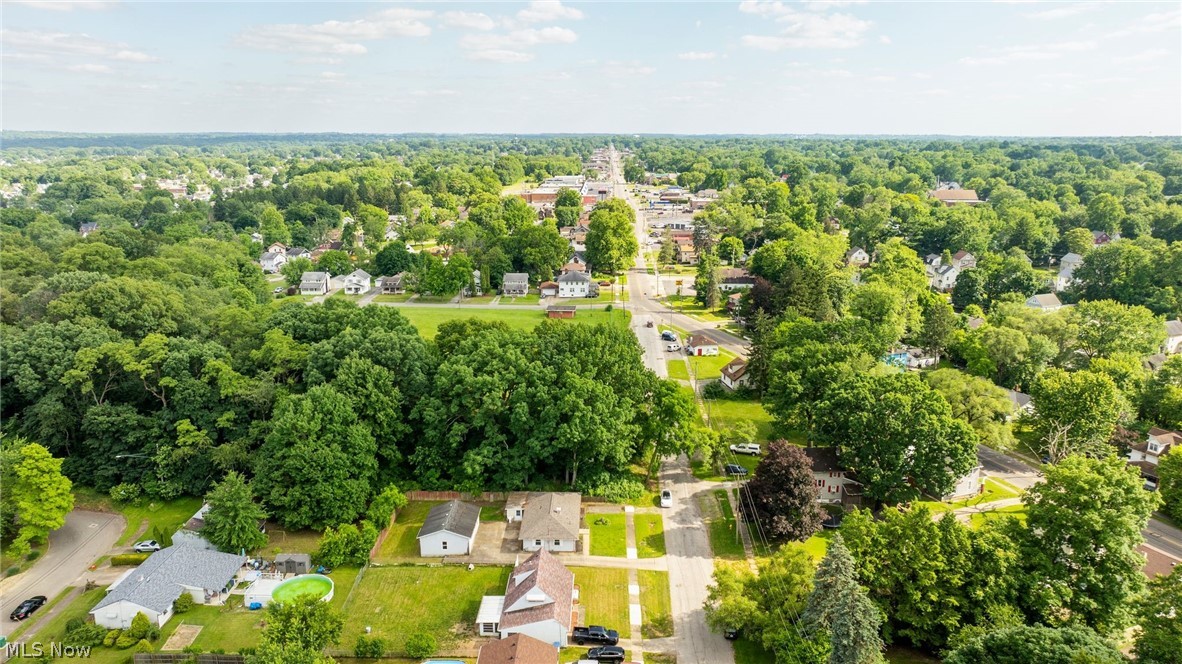 Colonial 03 - Residential