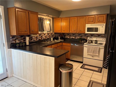 Tiny photo for 4005 Valley View Road, Zanesville, OH 43701 (MLS # 5202620)