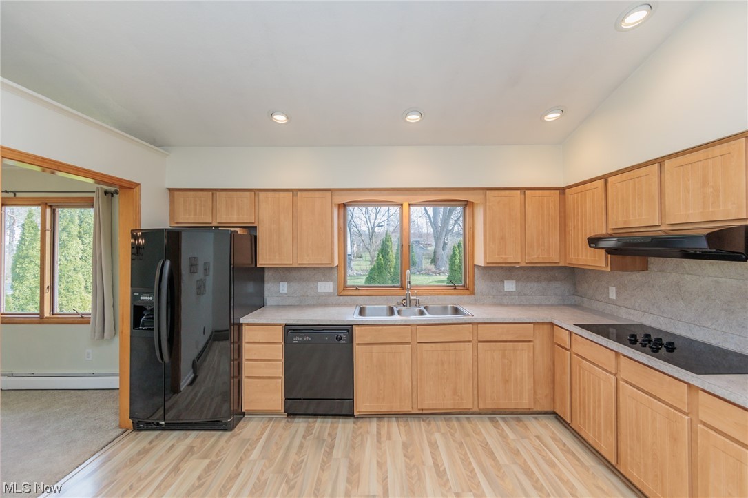 Crest Dale Estate #3 - Residential