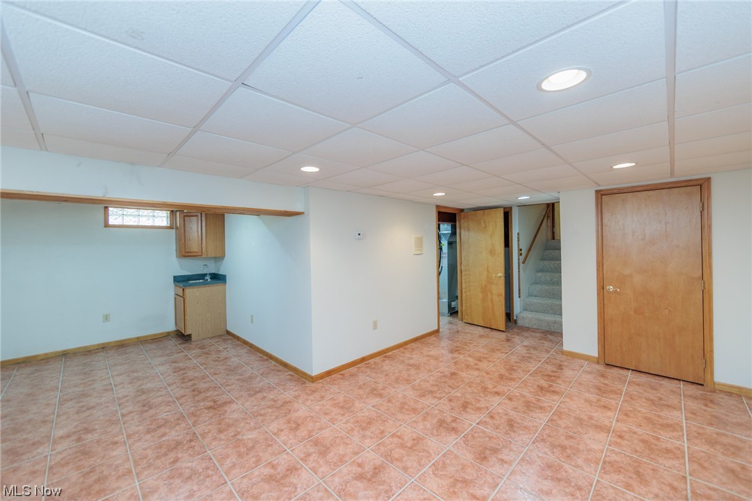 Crest Dale Estate #3 - Residential