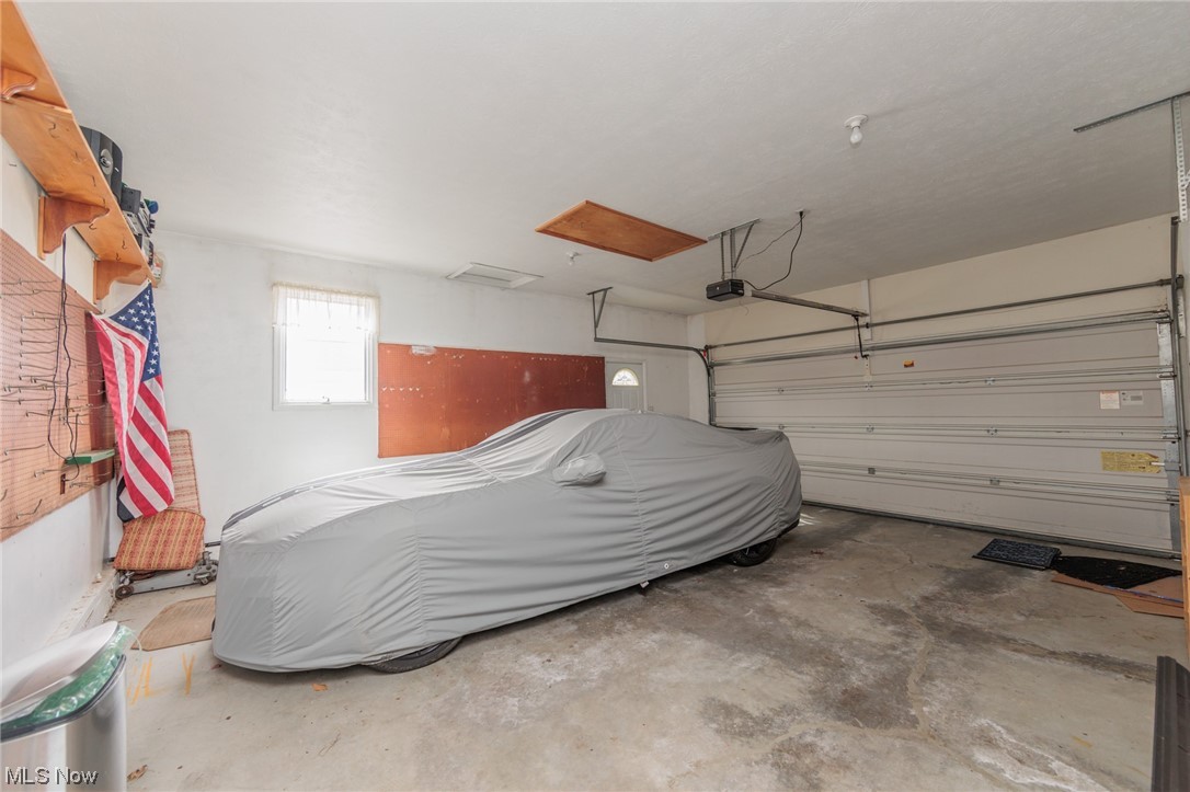 Crest Dale Estate #3 - Residential