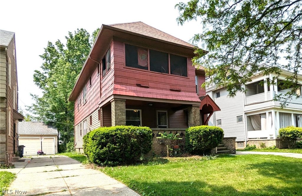 Photo of 17812 E Park Drive, Cleveland, OH 44119 (MLS # 5208402)