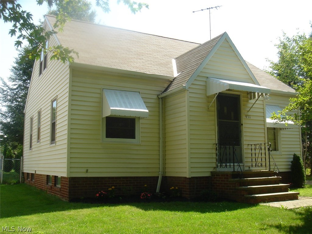 St Clair Ave - Residential