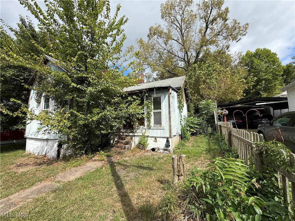 Excellent investment opportunity in the Loraine Subdivision! This 1-bedroom, 1-bath home offers 858 sq. ft. of living space with an unfinished basement on a 0.16-acre flat lot. Built in 1904, this property is a true handyman special ready for renovation or redevelopment. With its solid footprint, manageable size, this home has great potential as a rental property, flip, or long-term investment. Bring your vision and unlock the value! Home is being sold "AS IS." Taxes to be determined. Mineral rights do not transfer.