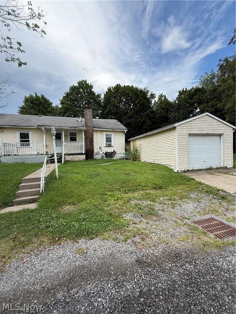 Homes For Sale - 2410 Lisbon St St<br/> East Liverpool, OH 43920