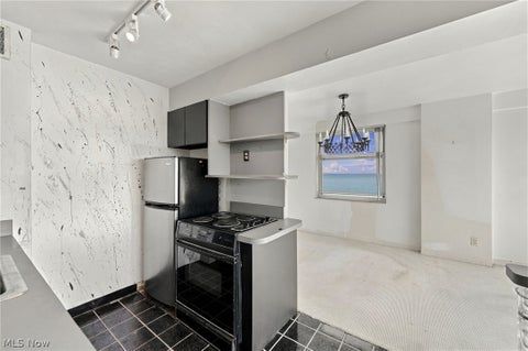 Tiny photo for 11850 Edgewater Drive #1012, Lakewood, OH 44107 (MLS # 5255615)