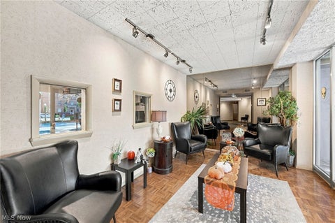 Tiny photo for 11850 Edgewater Drive #1012, Lakewood, OH 44107 (MLS # 5255615)