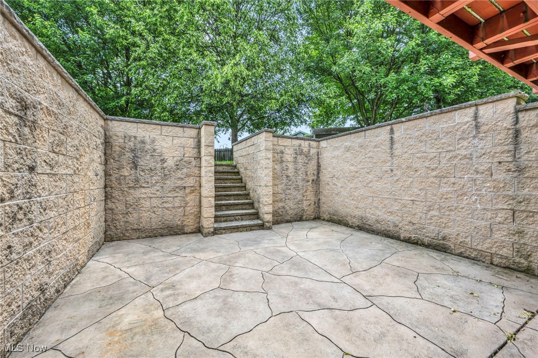 38814 Johnnycake Ridge Road, Willoughby, Ohio image 42