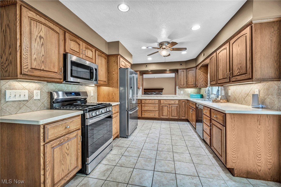38814 Johnnycake Ridge Road, Willoughby, Ohio image 17