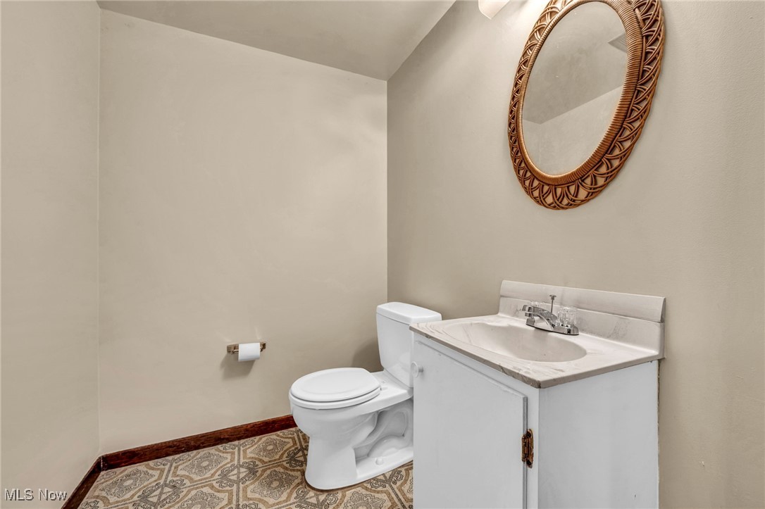 38814 Johnnycake Ridge Road, Willoughby, Ohio image 39