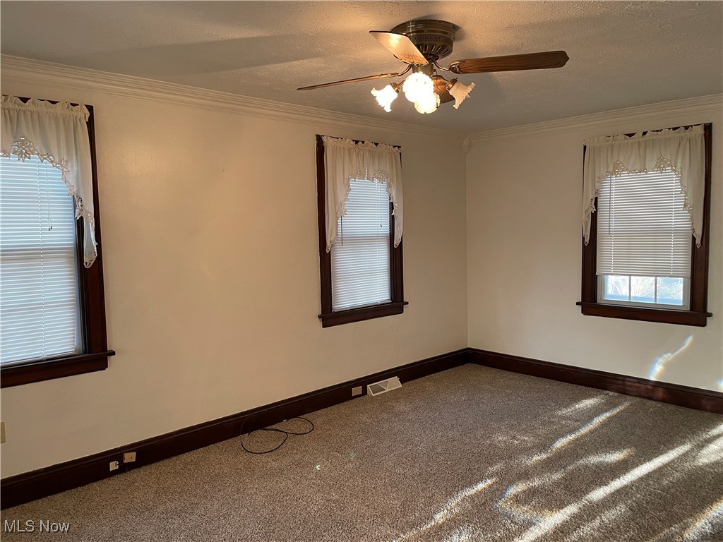 1363 Bellows St, Akron, Ohio image 3