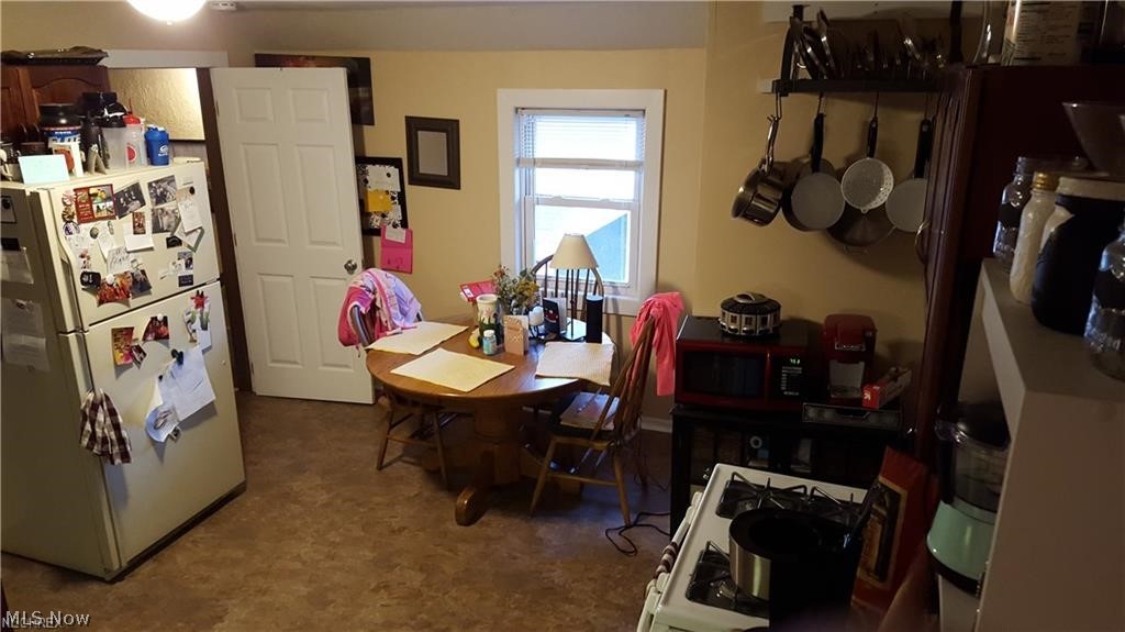 Alfred Kelloggs - Residential Lease