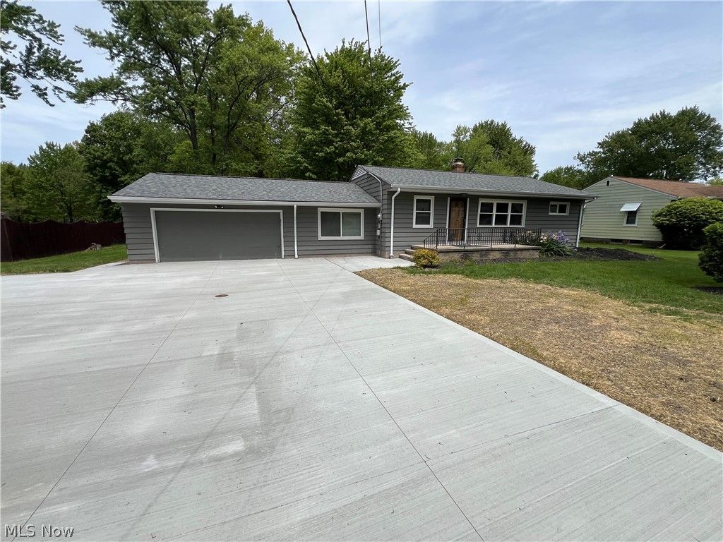 Photo of 25716 Westwood Road, Westlake, OH 44145 (MLS # 5211209)