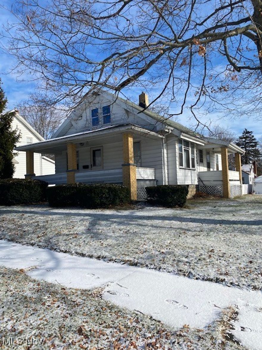 Located in Youngstown is this 4-5 Bedroom/1 Bath house that includes a living room, dining room, kitchen, a 2 car detached garage and a full unfinished basement with washer and dryer connections.  Monthly rent is $975.00 plus the tenant pays all utilities.  Full security deposit of $975.00 and first month rent is due before an approved tenant can move in.  No smoking, no pets and no Section 8.