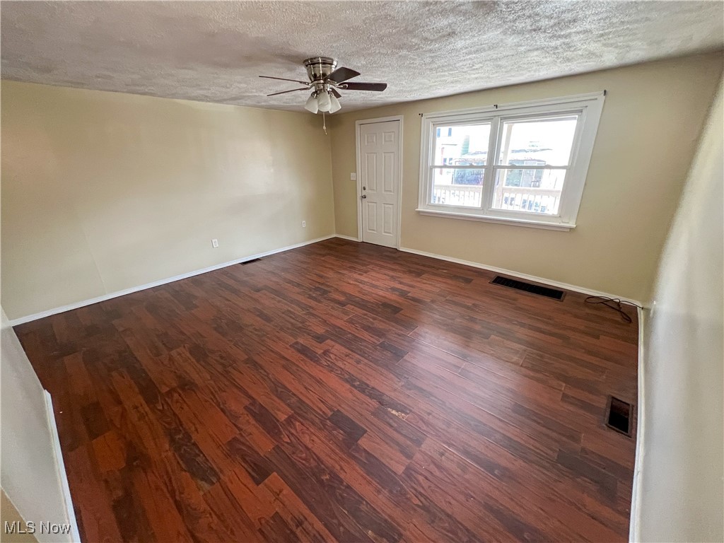 Mckinnons 7th Add - Residential