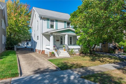2086 Brown Road Lakewood OH 44107
