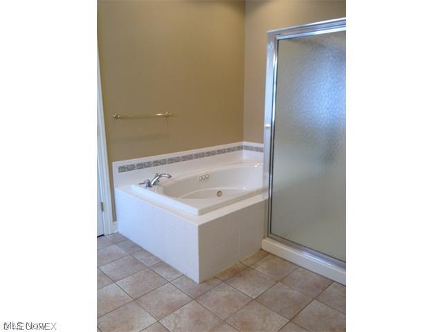 Estates/Glenmoor Sub #1 - Residential Lease