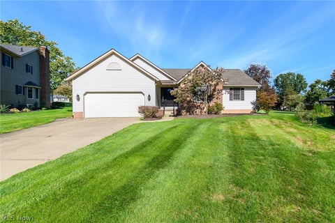 Homes For Sale - 3740 Greenock Drive<br/> Green, OH 44685