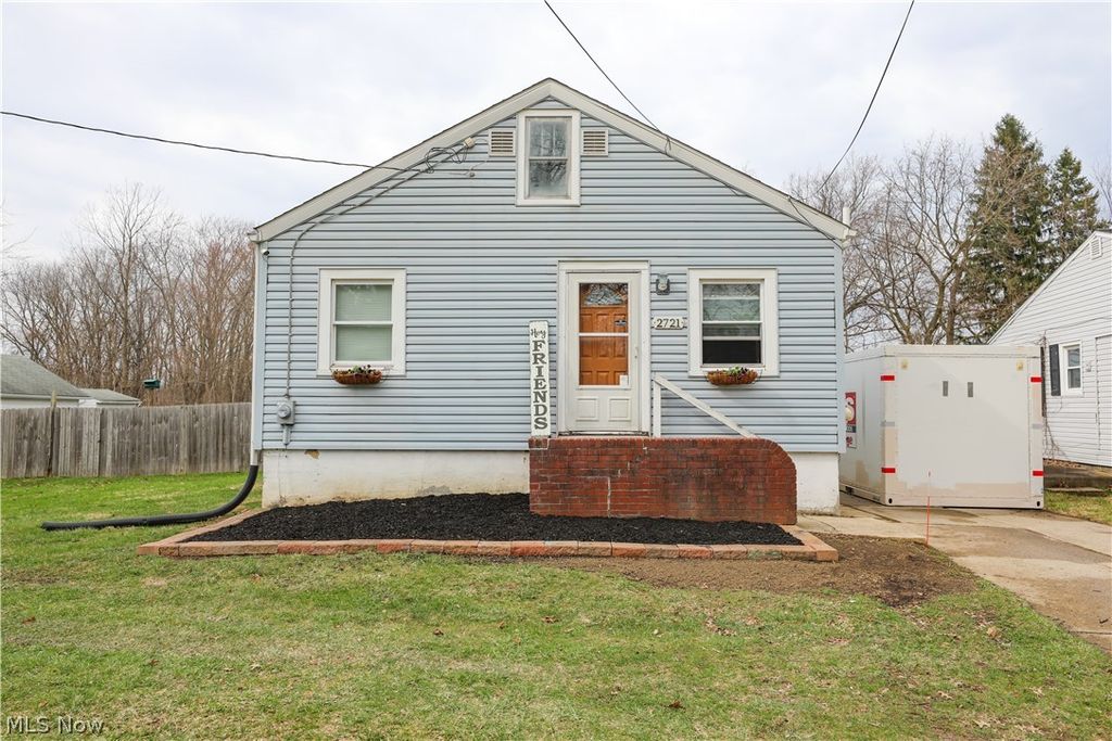 Photo of 2721 Meadow Drive, Akron, OH 44312 (MLS # 5195089)