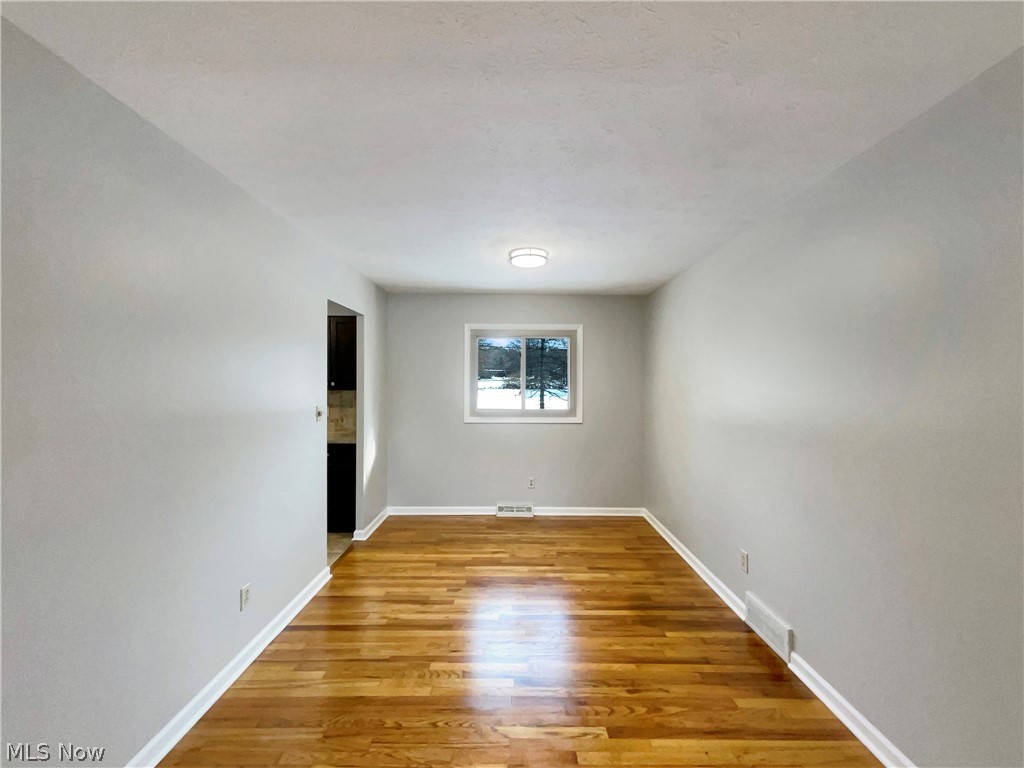 Shaker & Sons 01 - Residential