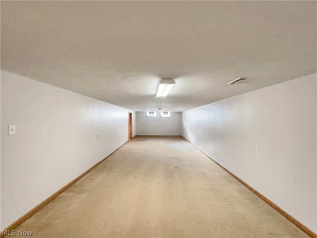 Shaker & Sons 01 - Residential