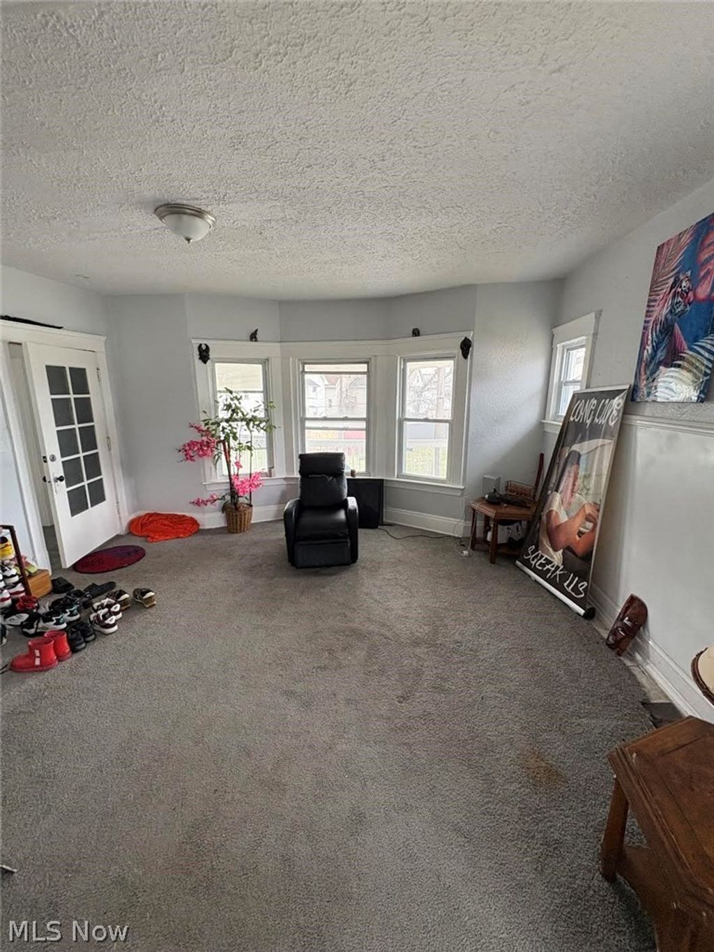 Photo of 957 Parkway Road, Cleveland, OH 44108 (MLS # 5199471)