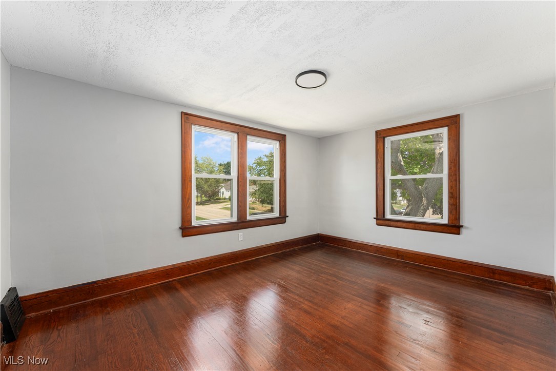 Beverly Park - Residential