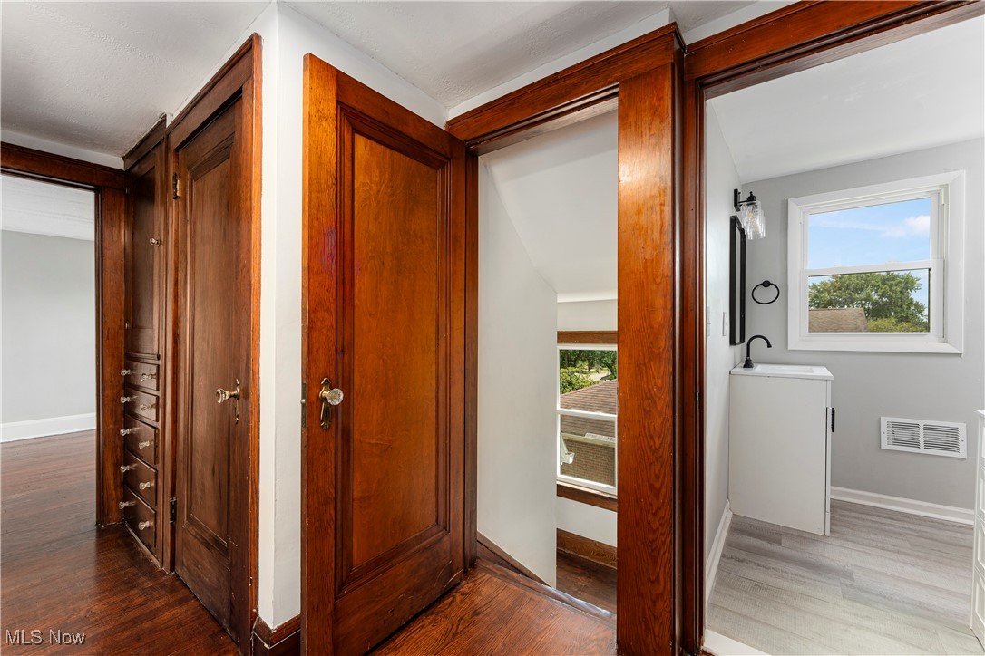 Beverly Park - Residential