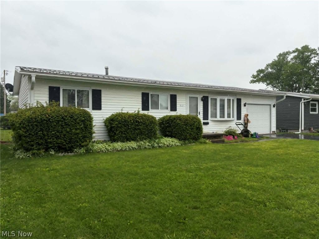 Photo of 517 E 5th Street, West Lafayette, OH 43845 (MLS # 5206630)